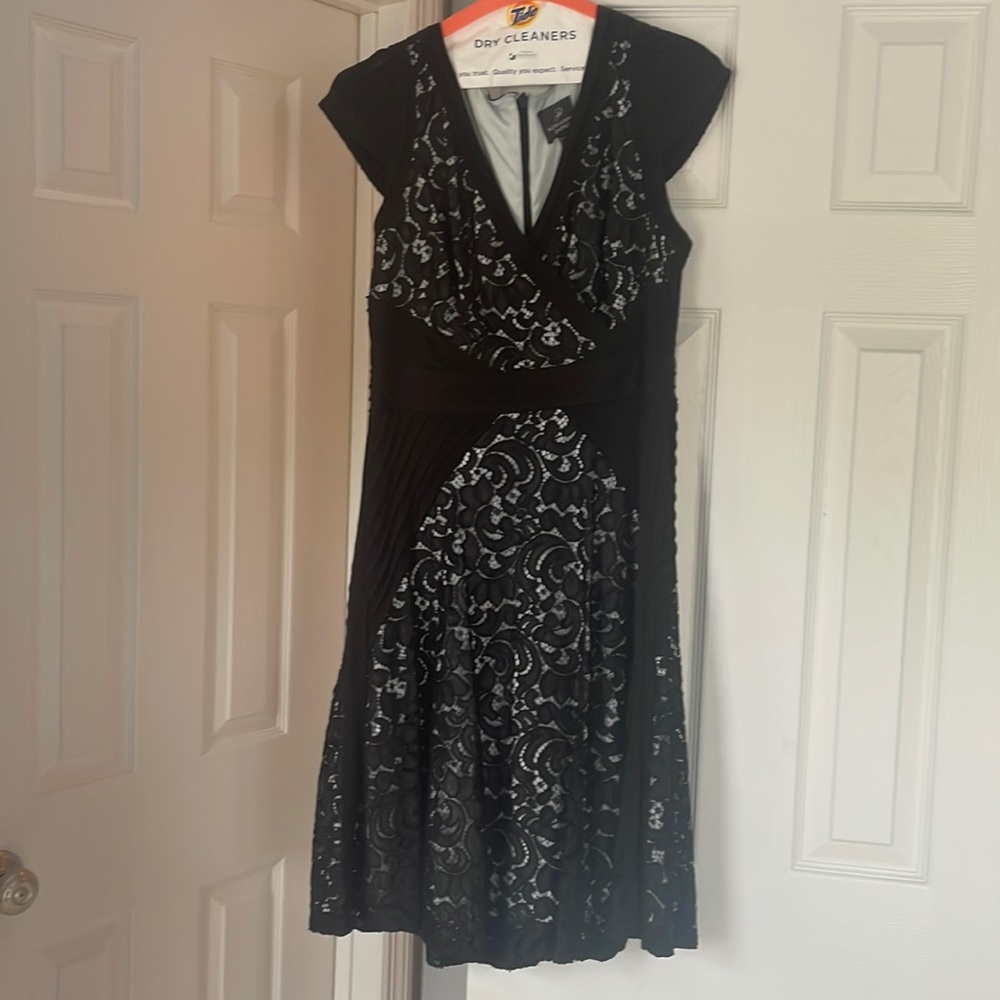 Adrianna Papell lace dress